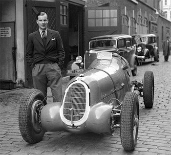 Richard Seaman with Ruesch’s Tipo B (chassis number 50013) in his London mews.